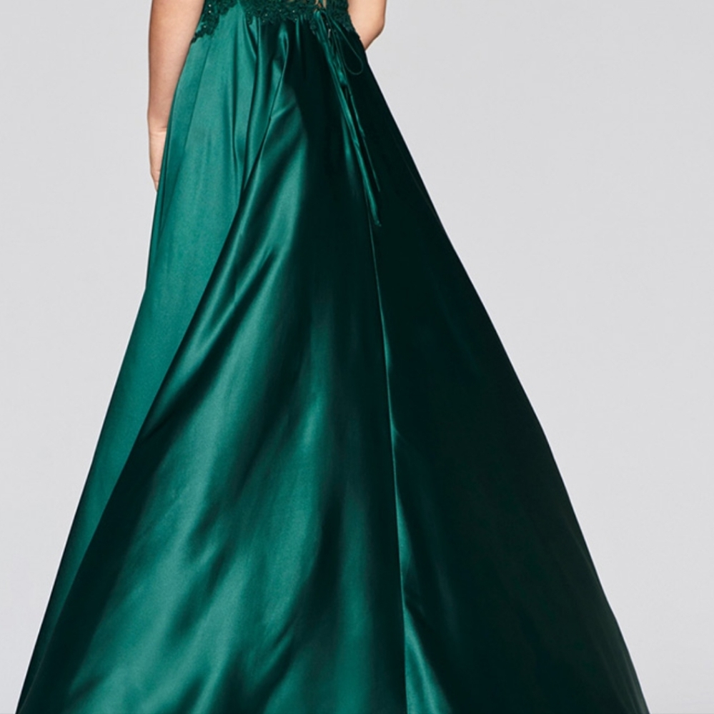 Dress - Picture 2 of 5
